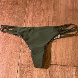 Acacia swim bottom